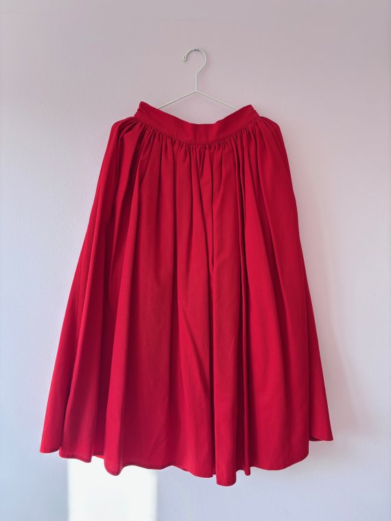 Simply Queen Red (S) - druhá šanca